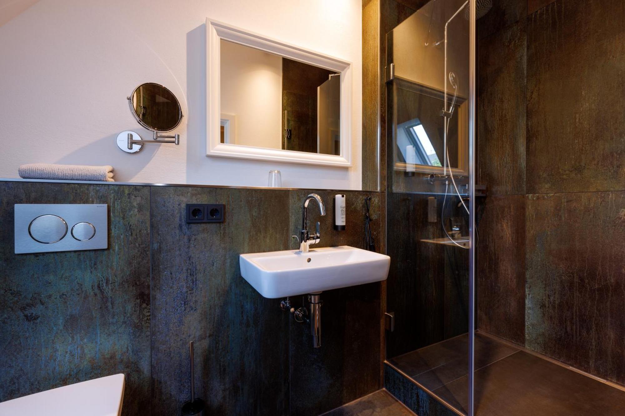 Logierhaus Rheintoreins Rees Bagian luar foto