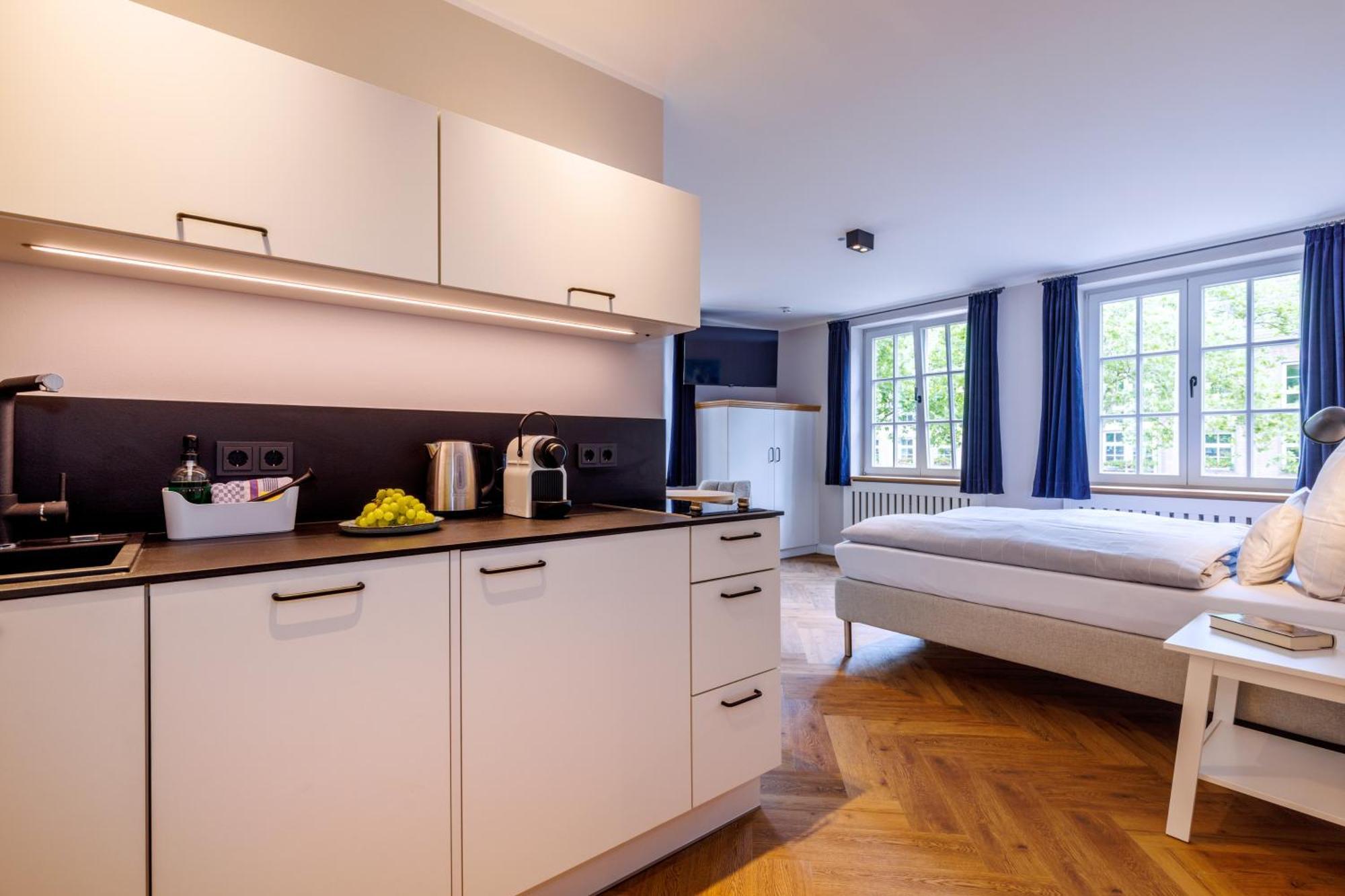 Logierhaus Rheintoreins Rees Bagian luar foto