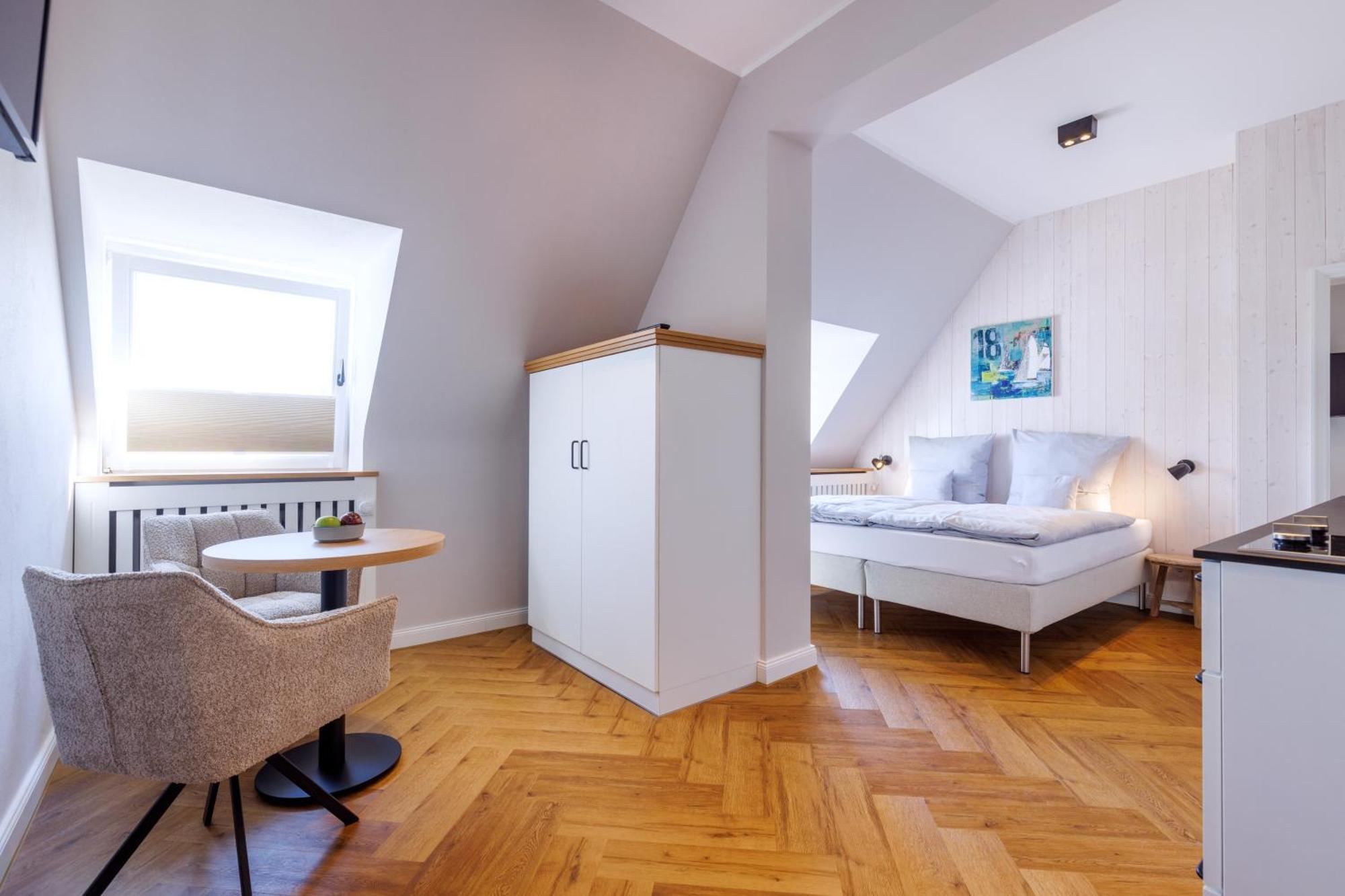 Logierhaus Rheintoreins Rees Bagian luar foto