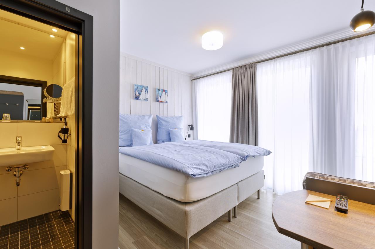 Logierhaus Rheintoreins Rees Bagian luar foto